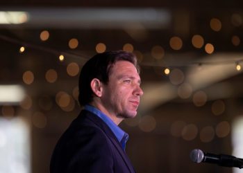 Spurned by moderates and MAGA: How DeSantis’s coalition has deflated