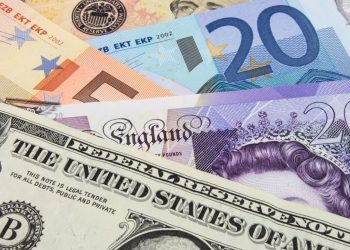 EURUSD and GBPUSD: EURUSD remains below 1.05700 level