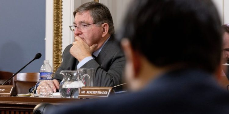 Lawmakers bracing for many congressional retirements, even from younger members