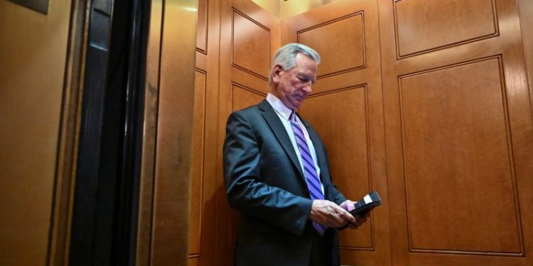 Tommy Tuberville announces end to blanket military holds