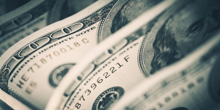 2024 Outlook: US Dollar Faces Reversal Amid Rate Cut Bets