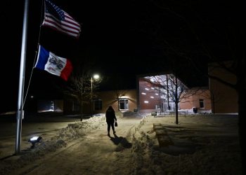 Iowa caucus turnout lowest in over a decade amid freezing temperatures