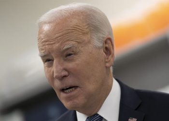 Biden appears to confuse woman with Dem congresswoman who wasn’t in attendance: ‘I got it mixed up’