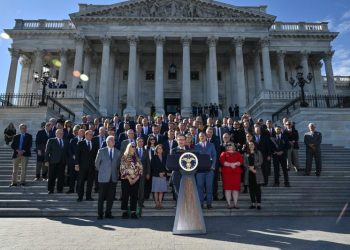 Hoping to govern in 2024, House Republicans fear a repeat of last year