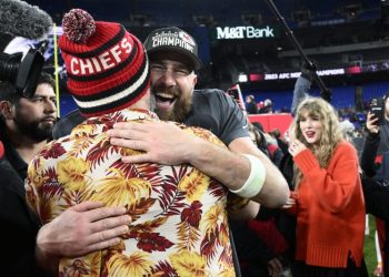 The uncomplicated, dumb engine driving political false claims about Taylor Swift