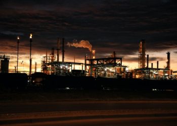 Saudi Arabia’s Aramco Hits Pause on Oil Production Expansion