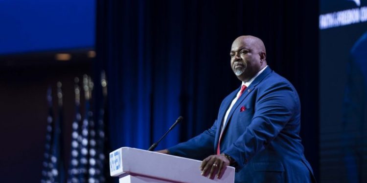 Trans women should be arrested over bathroom use, N.C. gubernatorial candidate says