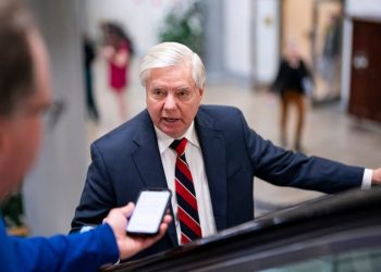 WATCH: Top Republicans showered with boos from Trump victory crowd, prompting jokes from former president