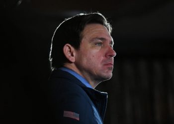 DeSantis staffers blocked public records, ex-law enforcement officials say