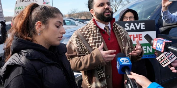 Top Biden aides meet with Arab American leaders in Michigan