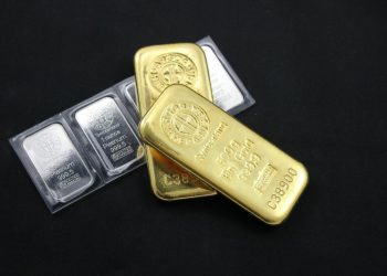 Gold Eyes $2,250 Mark; Silver Swings in Market Dance