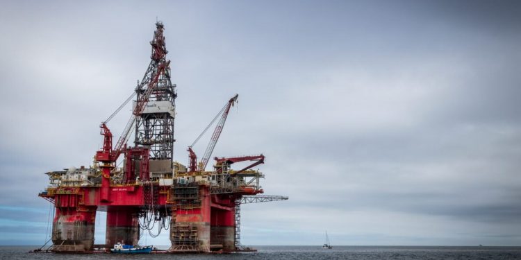 Stabilizing Above $72: What Moves the Oil Price today?