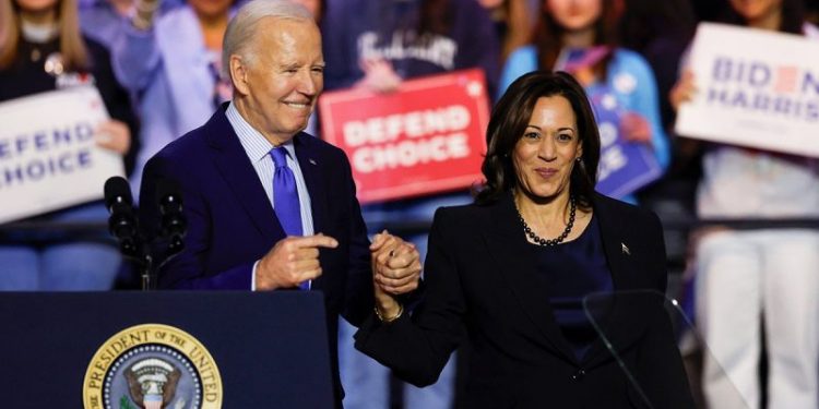 White House drops COVID-19 rule that those around Biden, Harris must test negative
