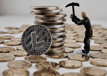 SafeMoon and Litecoin: Litecoin recovers above $91.00