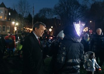 Tensions over Israel-Gaza war shape heated Democratic primary in New York