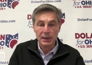 Trump faces off against GOP establishment as he parachutes into contentious Republican Senate primary