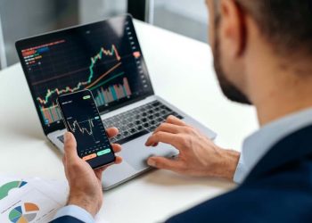 STRX Skyrockets: 47.62% Daily Surge, 64.41% Weekly Gain