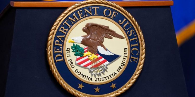 Gag orders are still hampering federal whistleblowers, agency warns