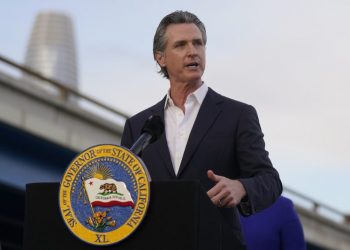 Newsom proposes law to help Arizonans get abortions in California