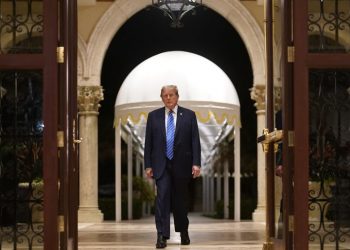 Trump relies on a doctor who is a member of his golf club to vouch for his health