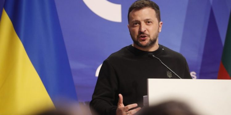 Zelensky urges U.S. to send weapons quickly ahead of Russian offensive