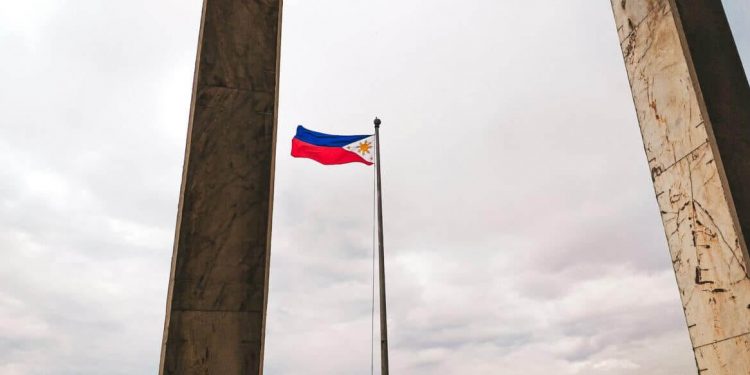 Philippines Adjusts 2024 GDP Growth to 6%-7%