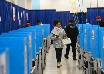 The partisan gap in U.S. politics continues to center heavily on age