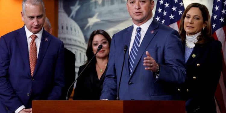 Gonzales narrowly defeats challenger in House primary runoff in Texas