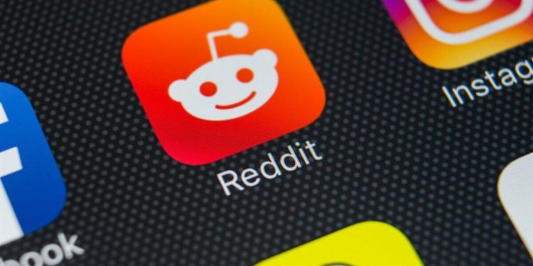 Reddit IPO Success: Share Surge and $243M Q1 Revenue