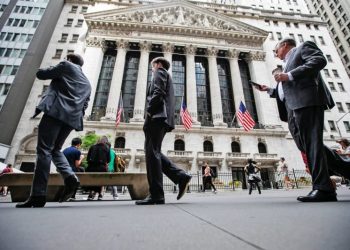 Private payroll growth slowed to 122,000 in July, less than expected, ADP says