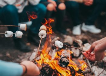 Inflation and $2,000 camps are creating a summer crisis for working parents