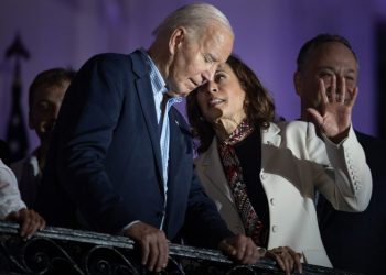 Most Democrats want Biden to drop out, but overall race is static, poll finds