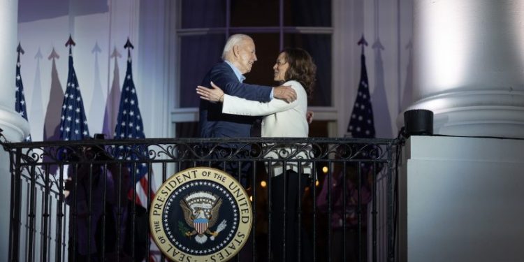 Polls show some good early signs for Kamala Harris