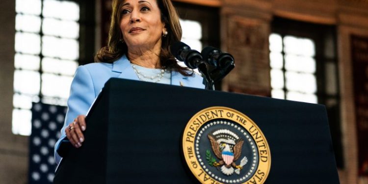 Democrats begin to consider Harris at the top of their ticket