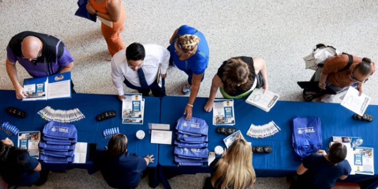 More than 28% of Americans are searching for new jobs — the highest rate in a decade