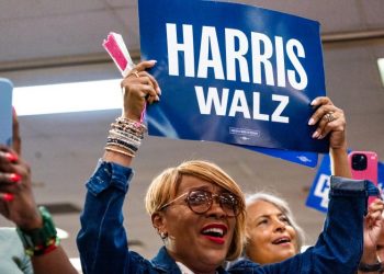 Tim Walz becomes the target of the right’s gender-centric criticism