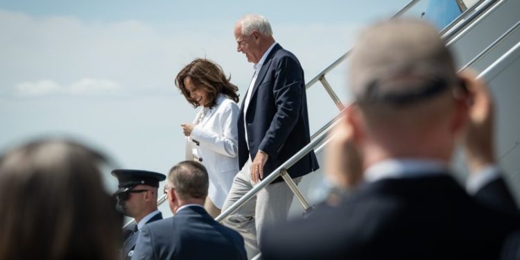 Tim Walz has good numbers so far, despite GOP attacks