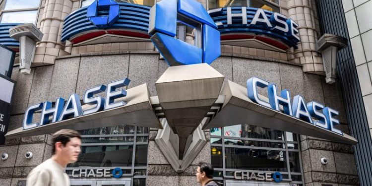 Chase Bank is referring check fraud ‘glitch’ incidents to authorities