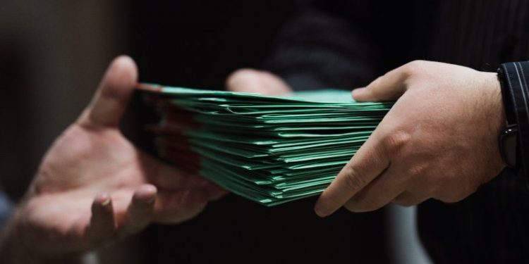 Court may decide if Arizonans with missing citizenship records can vote in state races