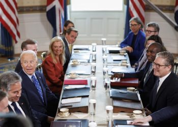 Biden and U.K.’s Starmer meet amid storm over Ukraine weapons