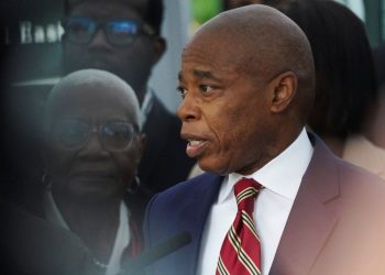 Growing number of New York Democrats call on Mayor Eric Adams to resign