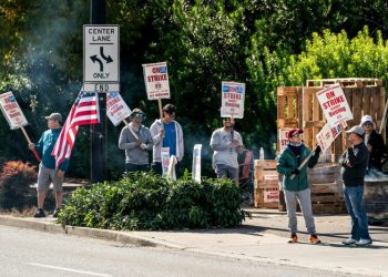 Boeing withdraws contract offer after talks with union end without a deal