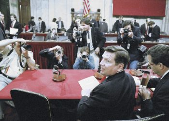 Richard V. Secord, general embroiled in Iran-contra affair, dies at 92