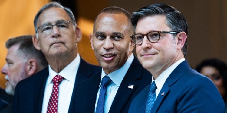 House Dems sue FEC accusing GOP of exploiting campaign loophole