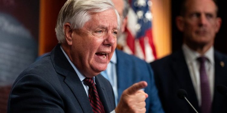 Lindsey Graham strikes back at John Kelly’s ‘fascist’ comment about Trump: ‘Desperate’