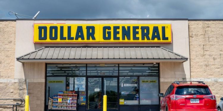 Dollar General tests same-day delivery as discounter chases Walmart