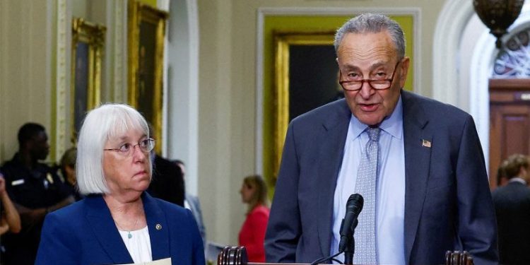 Top Senate Dems pour cold water on latest GOP spending bill plans: ‘Ready to stay’ through Christmas