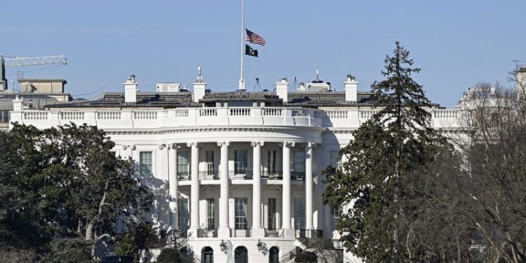 Trump admin to pause financial assistance programs: report