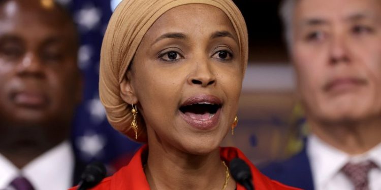 Ilhan Omar spotlights hypocrisy of politicians who criticized Trump but are attending inauguration