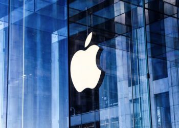 Apple boosts U.S. investment plans with $500 billion pledge amid Trump tariff threat